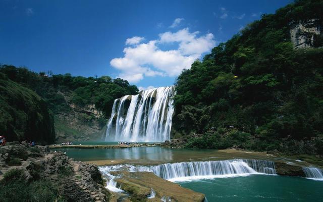 挺进地牢